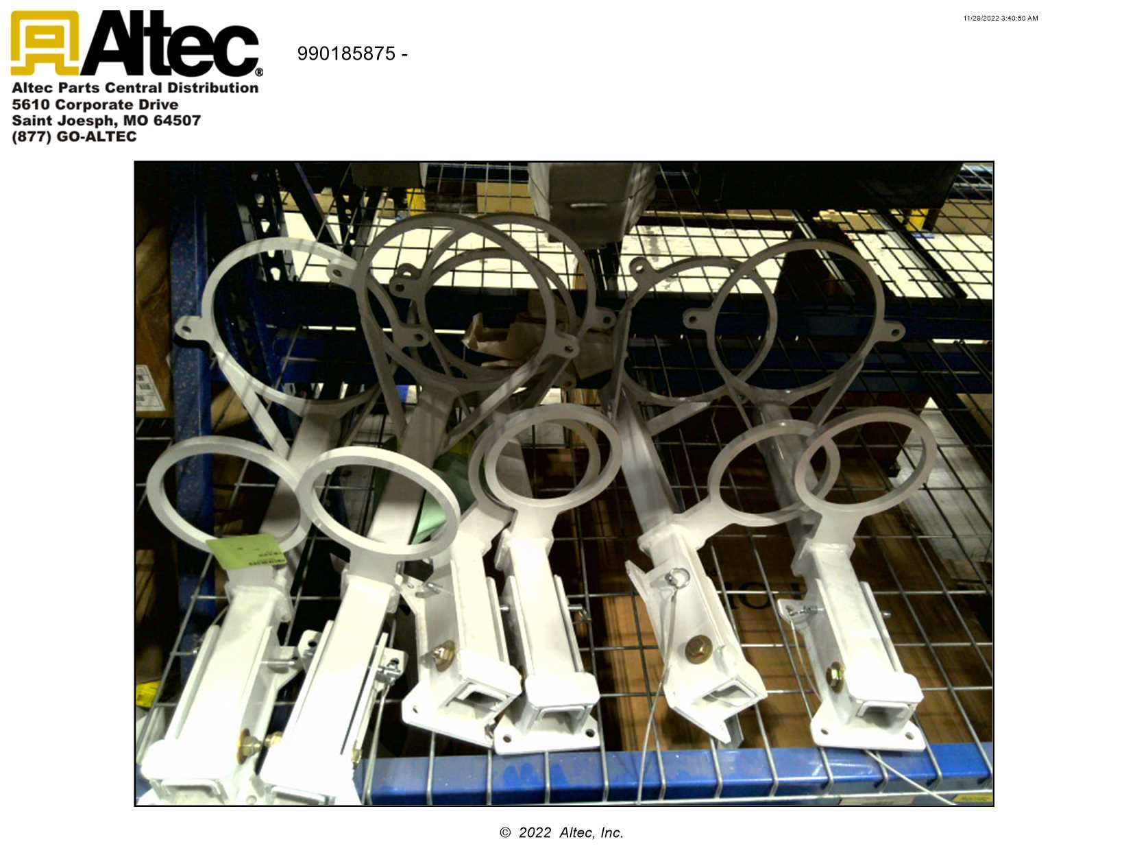 NonFreightliner Vertical Front Bumper Mounted Cone Holder 990185875